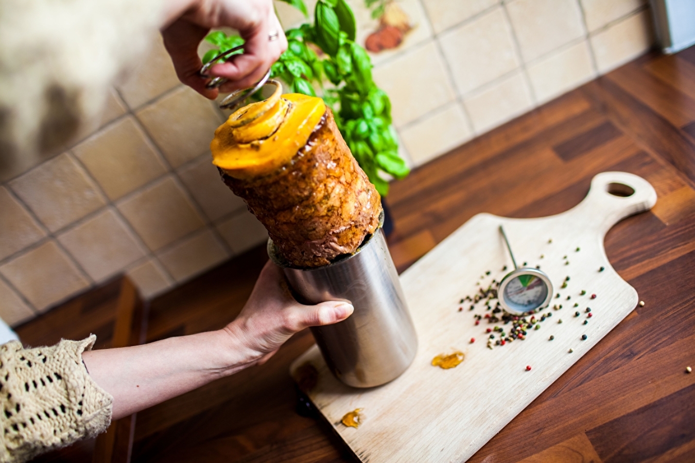 Frühstücksfleisch mit Ei – Schinkenkocher
