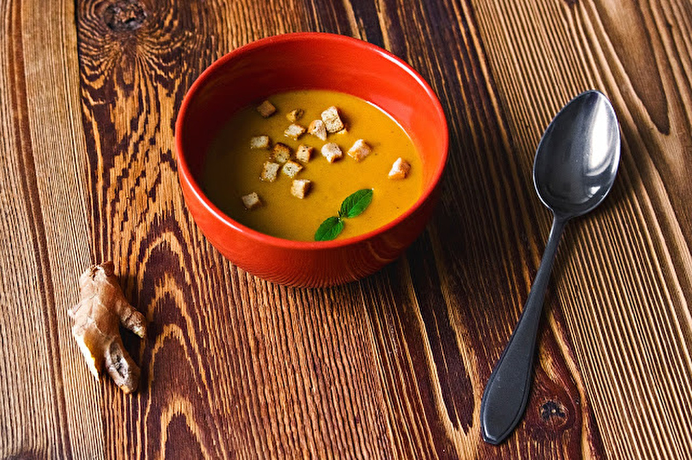 Wärmende Ingwersuppe