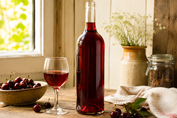 Cherry wine