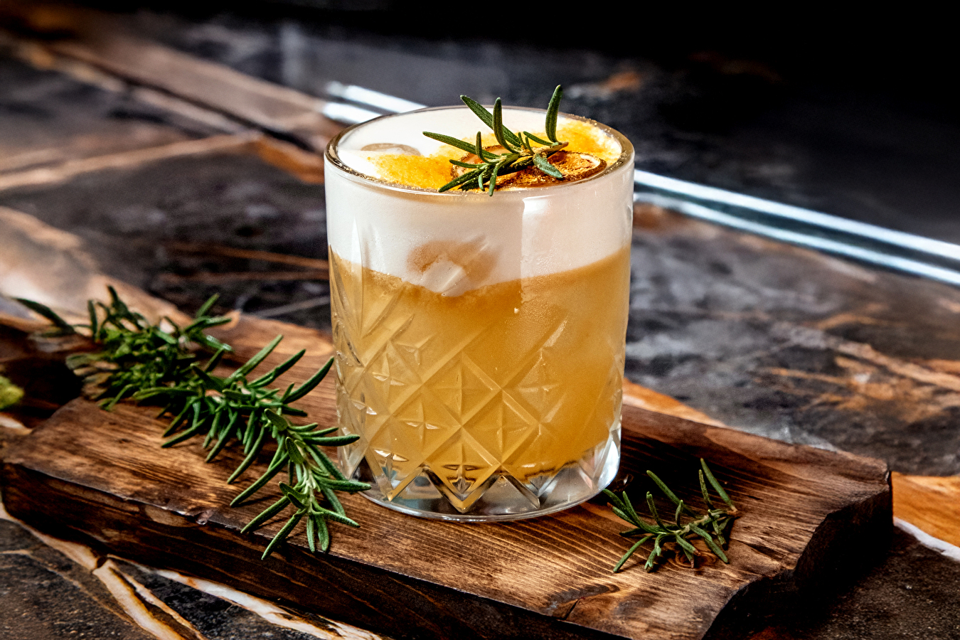 Whisky Fire Sour – a cocktail with a bold character