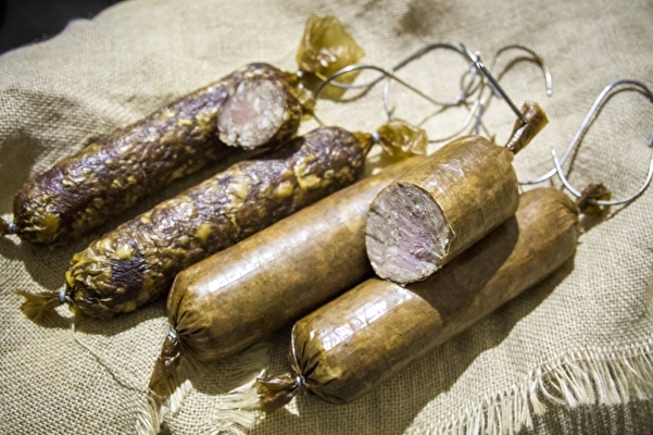 Homemade Krakowska sausage – poached