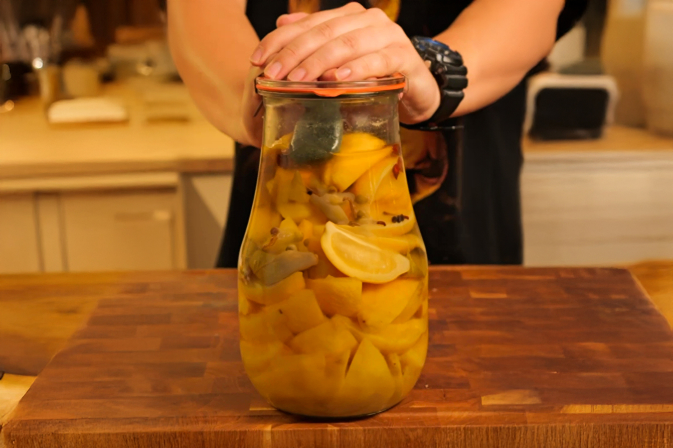 Citrons lactofermentés – une bombe de saveurs acidulées-sucrées pour votre cuisine 🍋